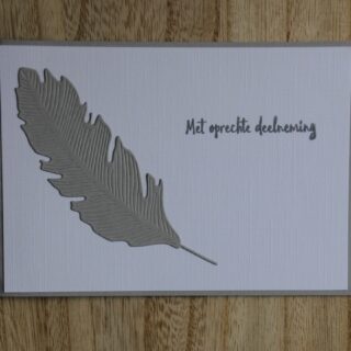 Condoleancekaart grijs, Veer met tekst Met oprechte deelneming A6