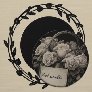 Condoleancekaart creme/bruin, leaf circle, rond plaatje rozen in mand, tekst Veel sterkte