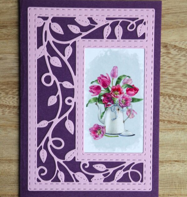 Kaart bloemenframe roze/paars met plaatje tulpen in kan A6 (mogelijkheid om kleine tekst nog onder plaatje te plakken, bijv beterschap, proficiat)