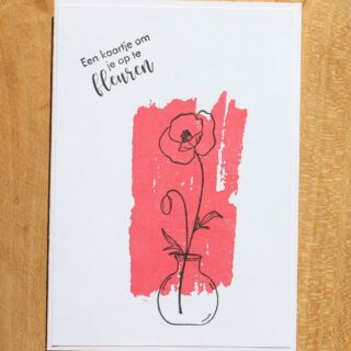 Stempelkaart wit/rood/zwart, stempel vaas met klaproos, tekst Een kaartje om je op te fleuren