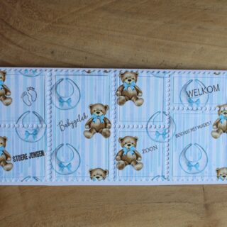 Postzegelkaart langwerpig slim-line, geboorte zoon, blauw/wit/bruin plaatje beertjes met strik en slabbetjes, Babygeluk, Stoere jongen, Welkom, Beschuit met muisjes