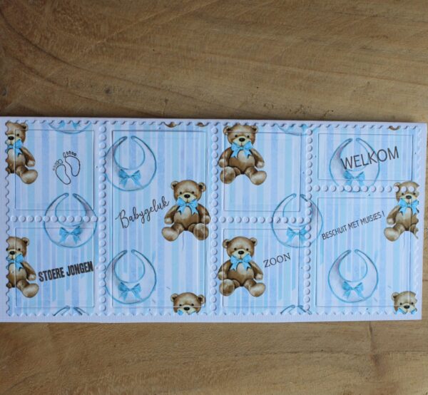 Postzegelkaart langwerpig slim-line, geboorte zoon, blauw/wit/bruin plaatje beertjes met strik en slabbetjes, Babygeluk, Stoere jongen, Welkom, Beschuit met muisjes