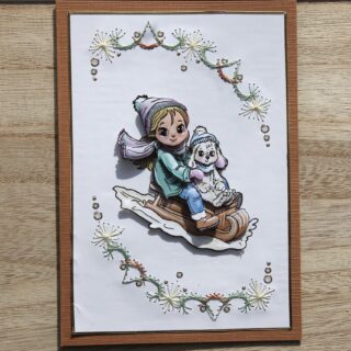 Borduurkaart bruin/wit, 3D-afbeelding meisje met babybeertje op slee